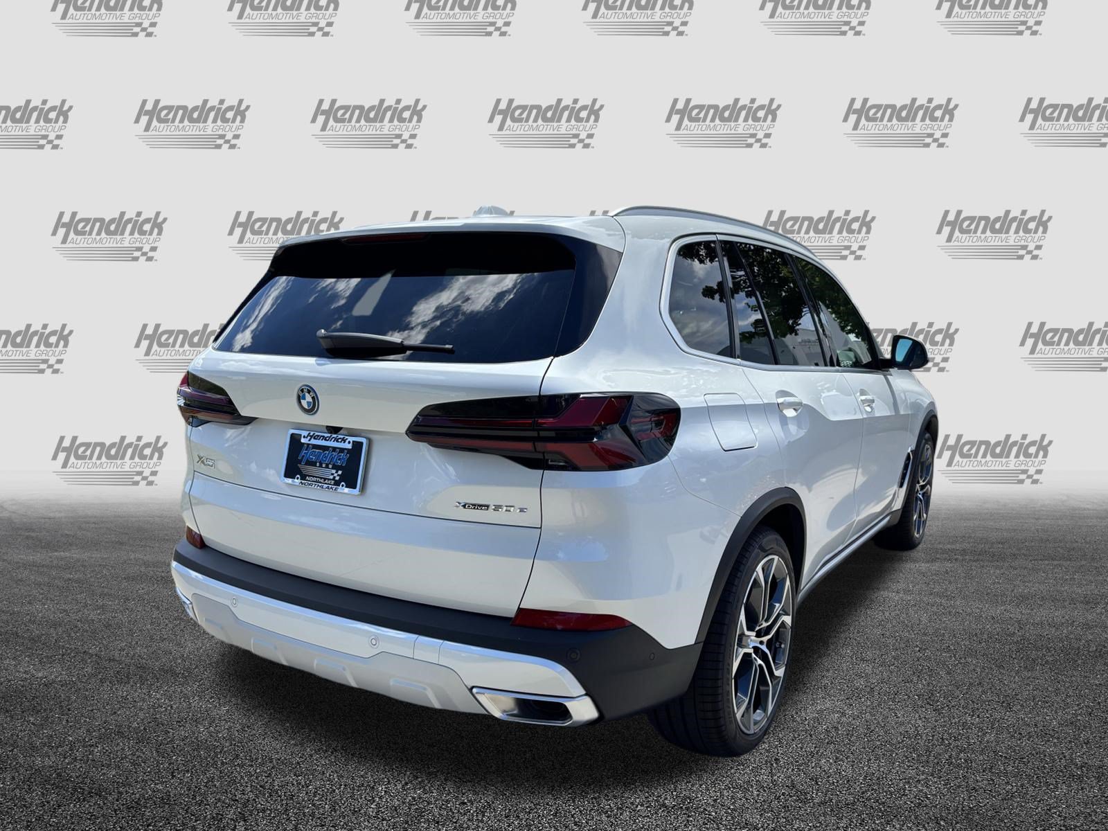 New 2026 BMW X5 xDrive50e AWD/4WD image 11