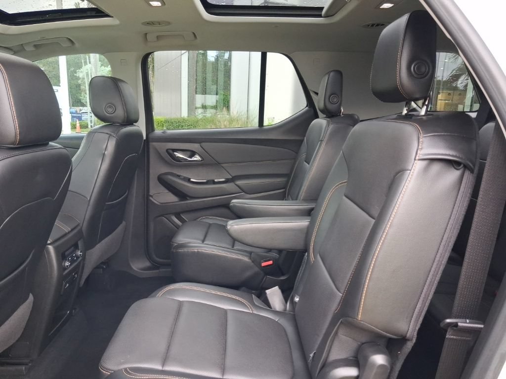 Used 2018 Chevrolet Traverse Premier w/ Redline Edition FWD image 8