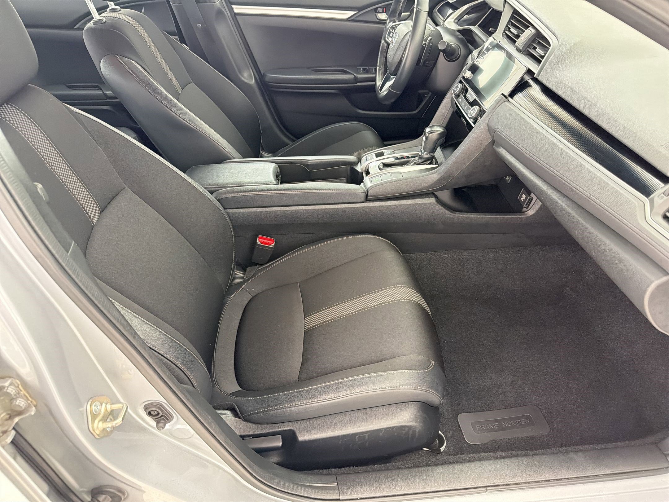 Used 2020 Honda Civic Sport image 27