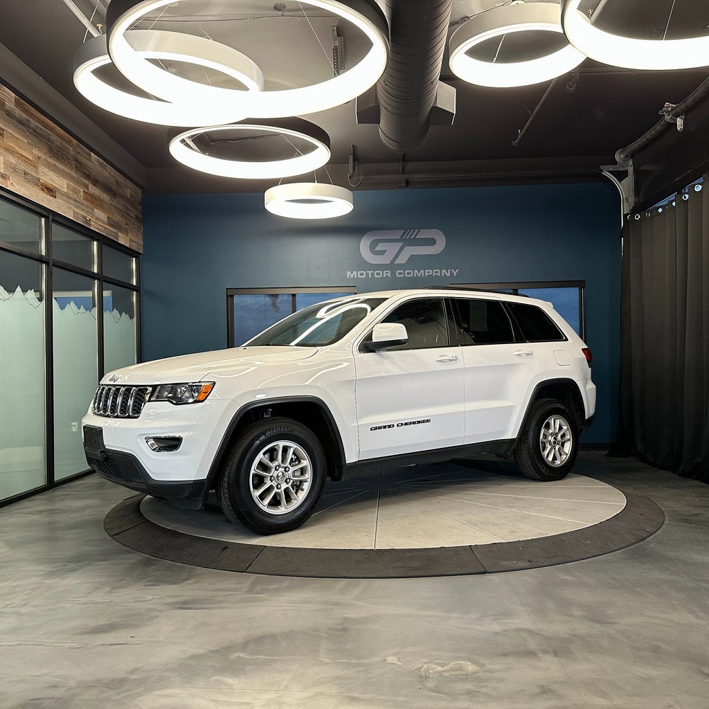 Used 2018 Jeep Grand Cherokee Laredo image 7