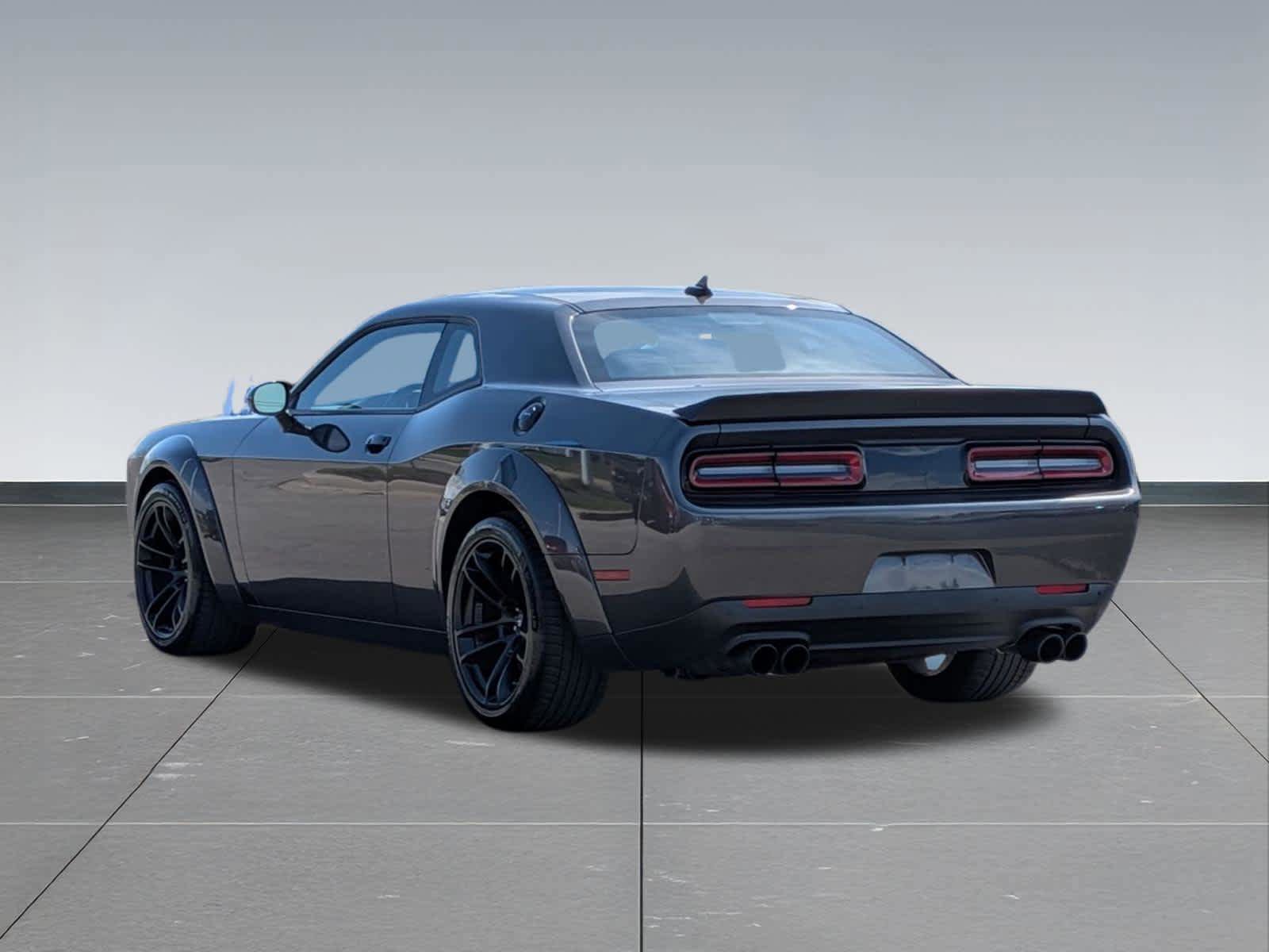 Used 2021 Dodge Challenger R/T Scat Pack RWD image 3