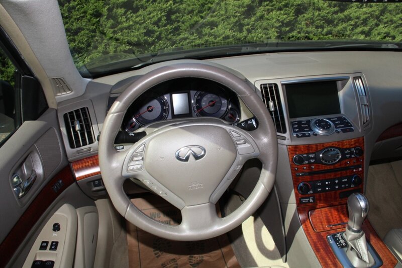 Used 2009 INFINITI G37 x Sedan w/ Premium Pkg AWD/4WD image 18