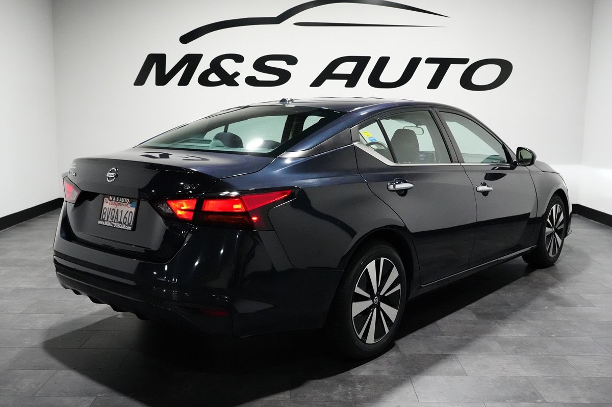 Used 2021 Nissan Altima 2.5 SV FWD image 9