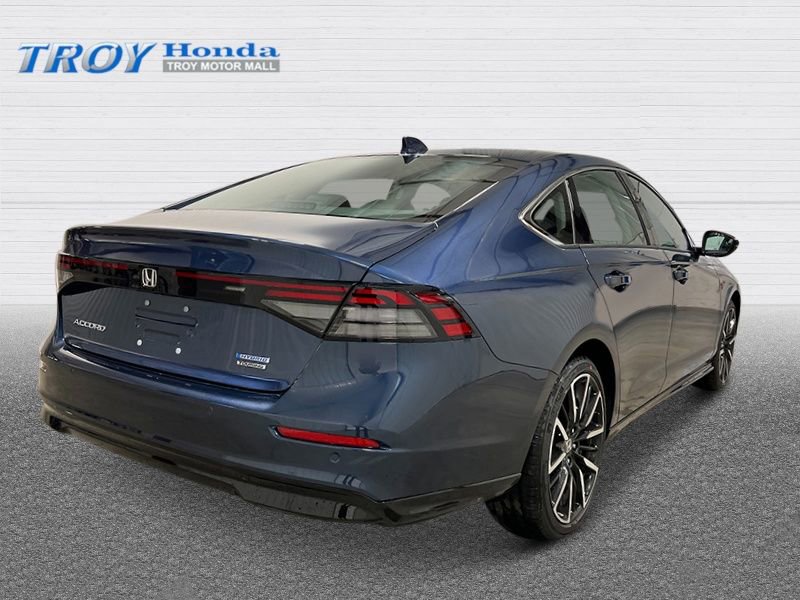 New 2025 Honda Accord Touring image 7
