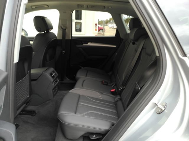 Used 2024 Audi Q5 2.0T Premium image 20