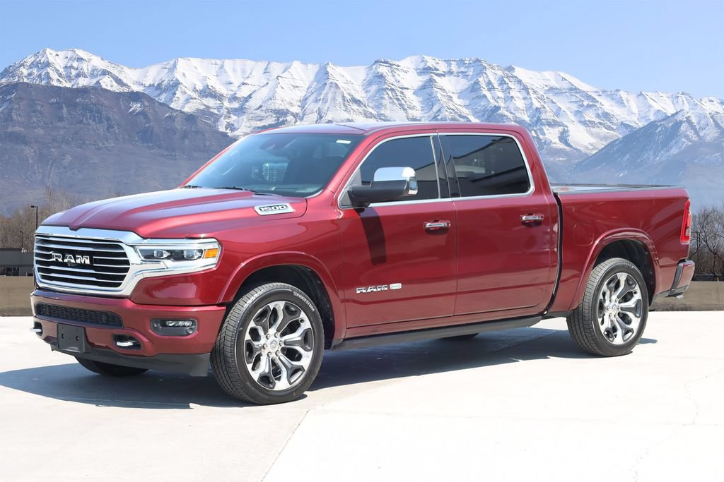 Used 2022 RAM 1500 Limited AWD/4WD image 2