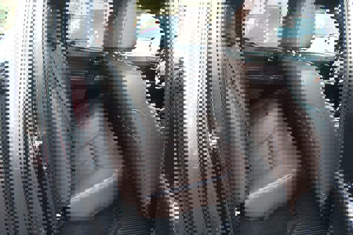 Used 2017 Toyota Tacoma Limited image 24