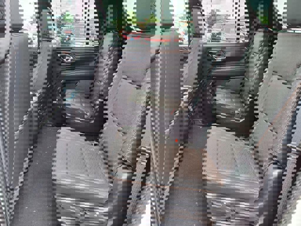 Used 2024 Chevrolet Tahoe High Country w/ Premium Package image 8