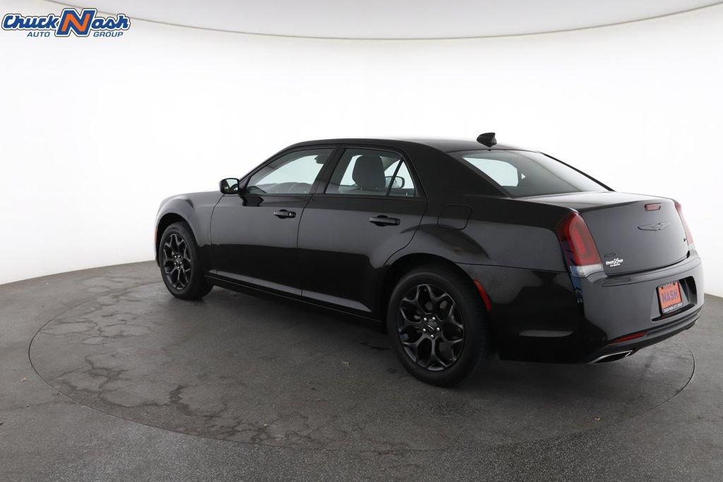 Used 2022 Chrysler 300 Touring w/ Sport Appearance Package AWD/4WD image 9