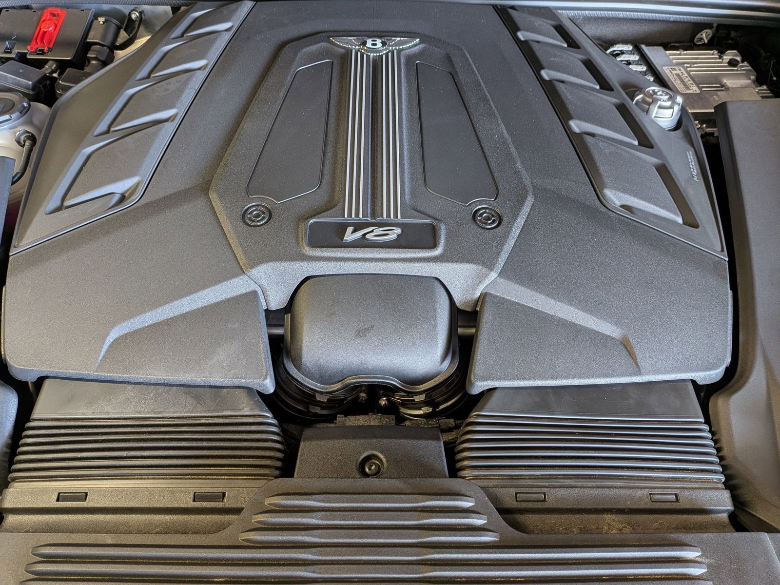 Certified 2025 Bentley Bentayga image 22