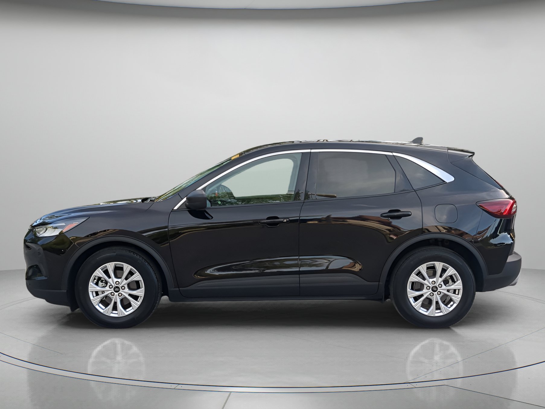Certified 2023 Ford Escape Active FWD image 43
