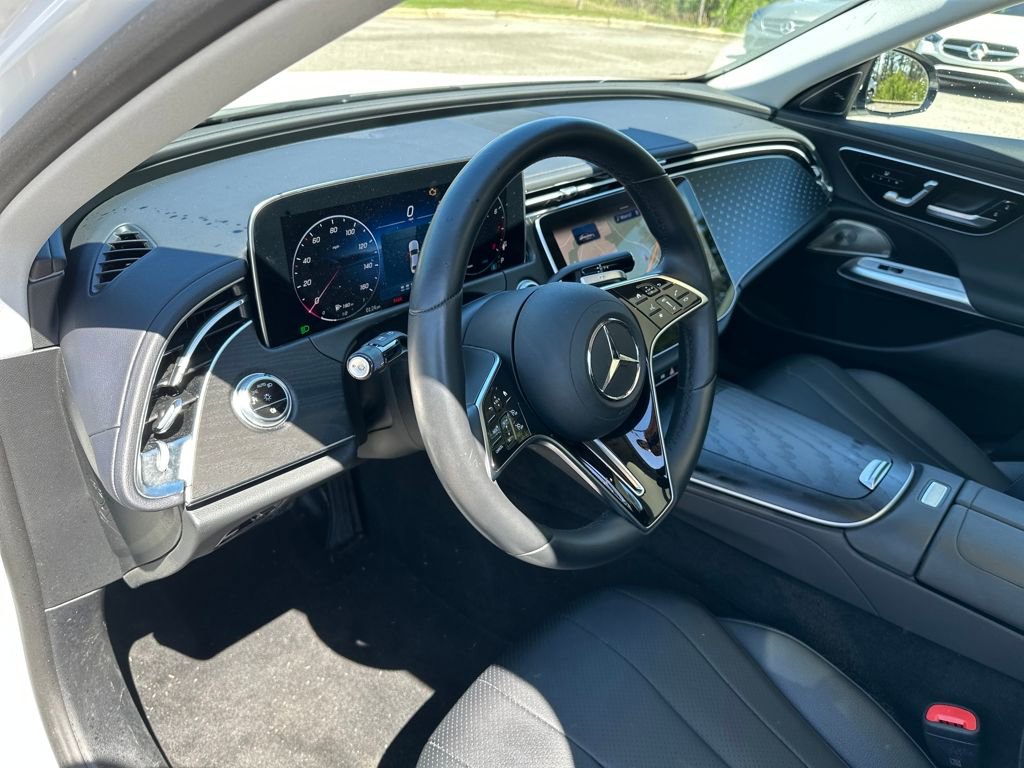 Used 2024 Mercedes-Benz E 350 4MATIC Sedan image 18