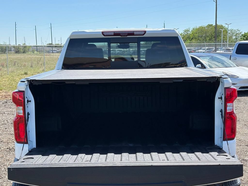 Used 2023 Chevrolet Silverado 1500 ZR2 w/ Technology Package AWD/4WD image 12