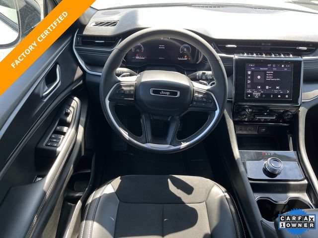 Used 2024 Jeep Grand Cherokee L Altitude AWD/4WD image 14