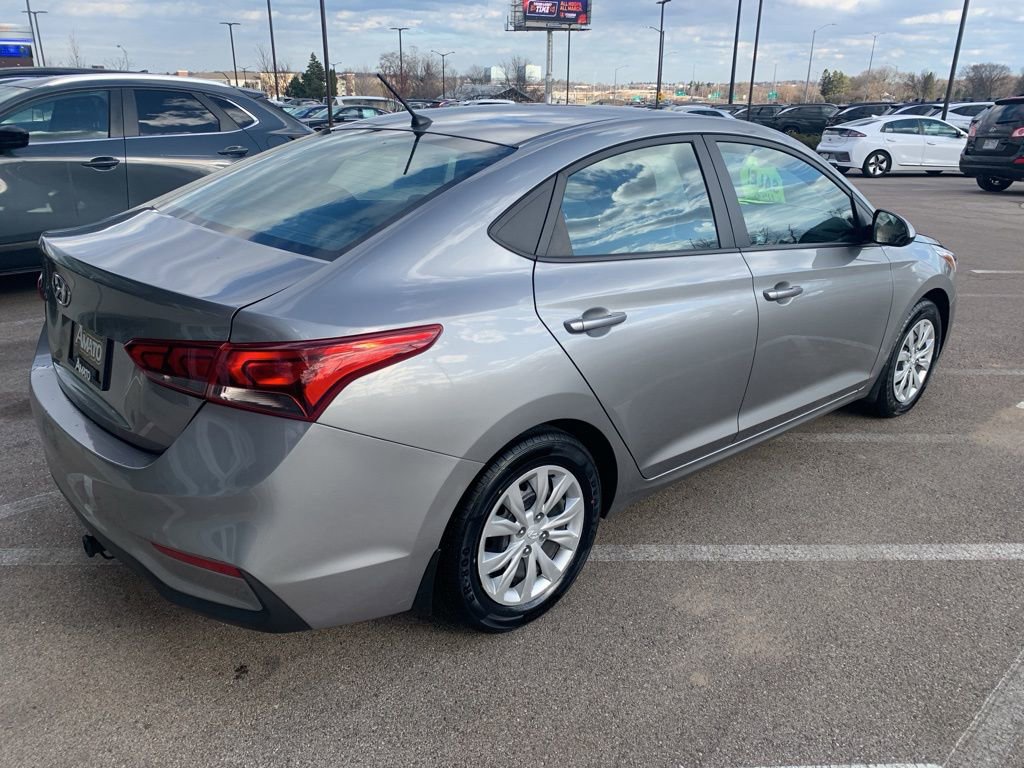 Used 2021 Hyundai Accent SE image 5