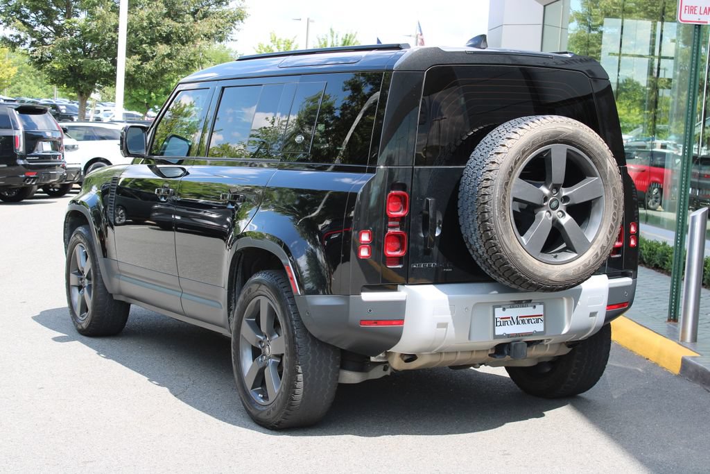 Used 2023 Land Rover Defender 110 SE AWD/4WD image 4