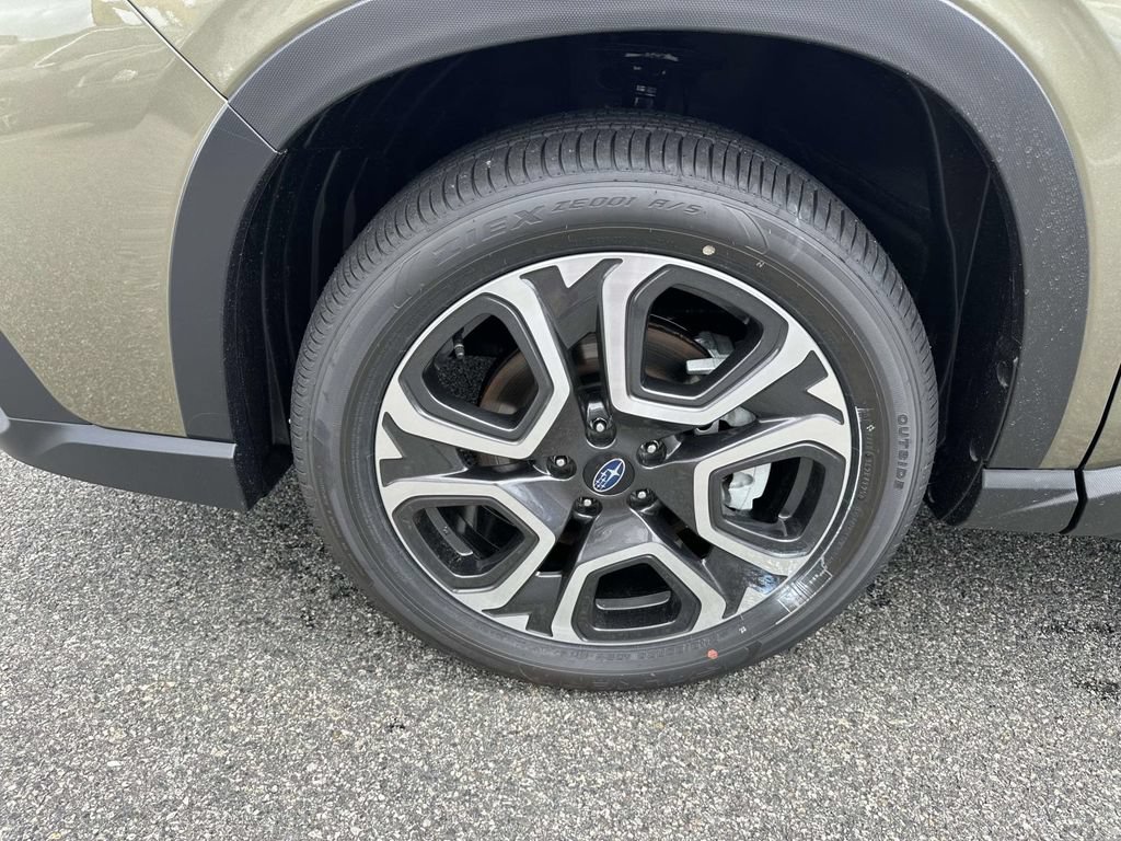 New 2026 Subaru Ascent Limited AWD/4WD image 6