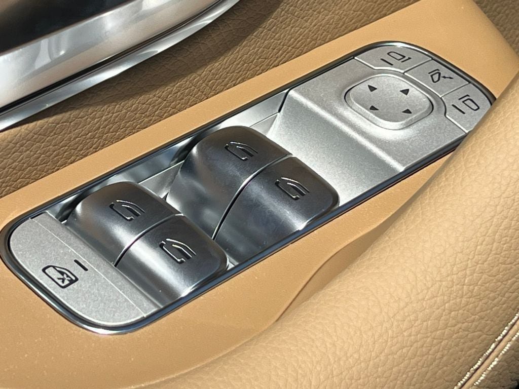 New 2026 Mercedes-Benz GLE 450 4MATIC image 17