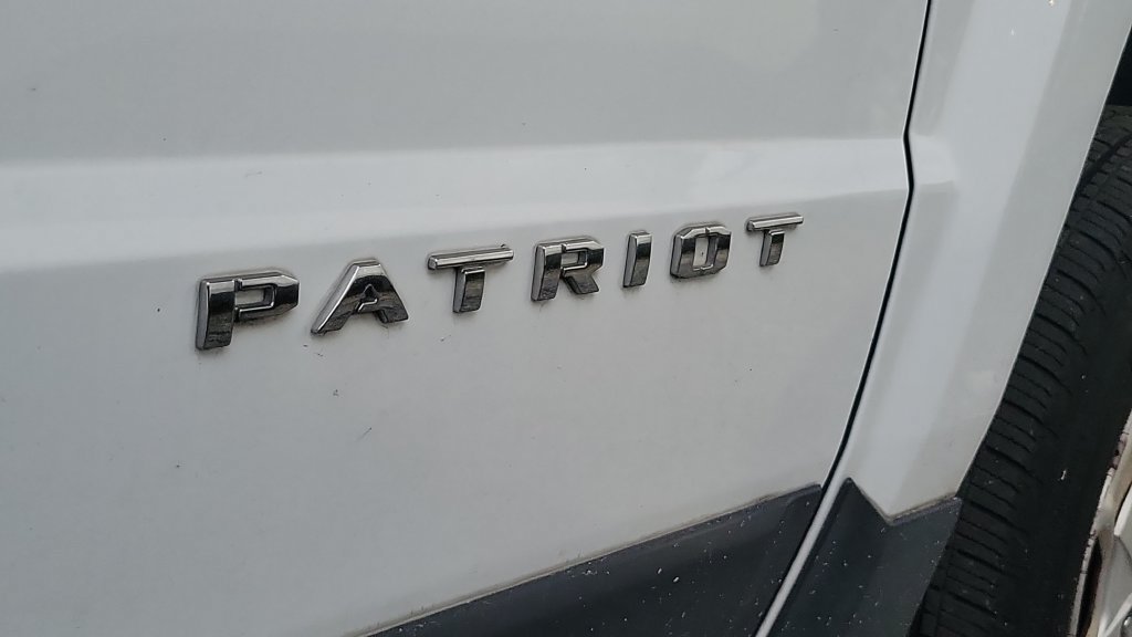 Used 2016 Jeep Patriot Sport w/ Power Value Group FWD image 6