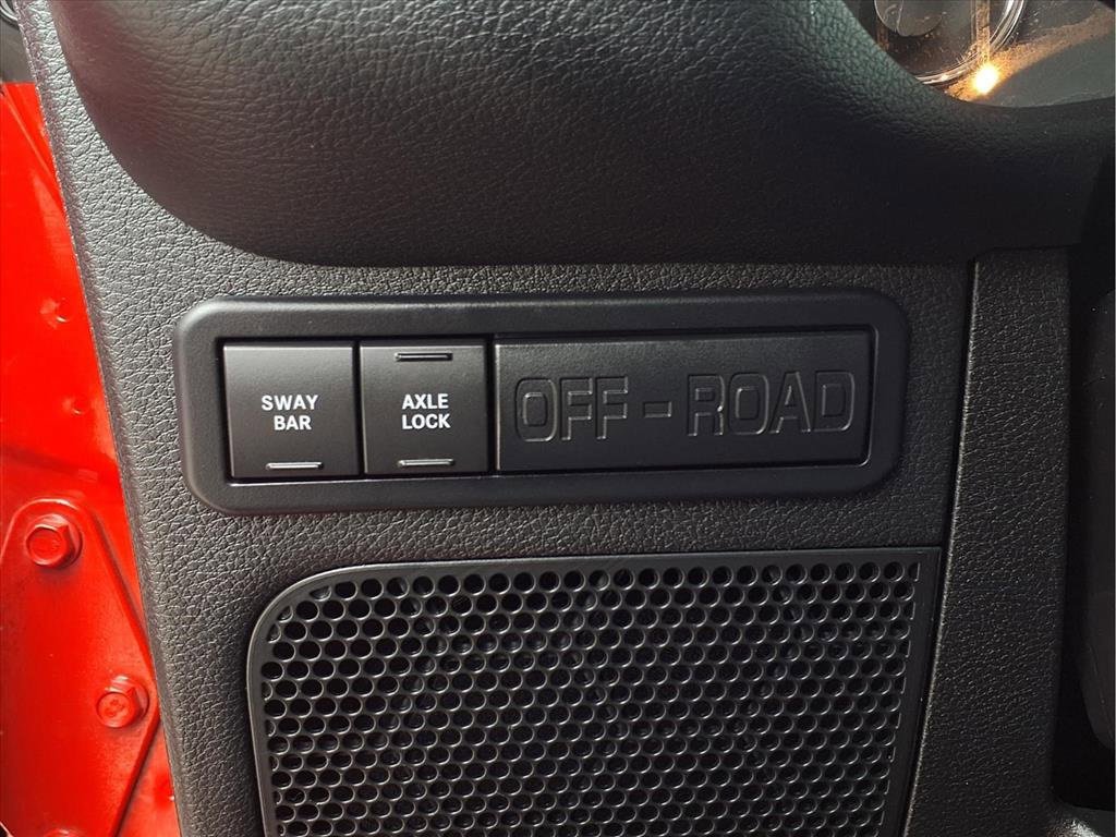 Used 2018 Jeep Wrangler Rubicon w/ Power Convenience Group image 22