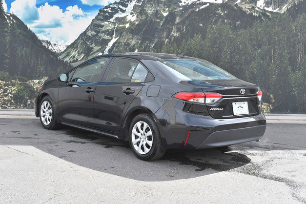 Certified 2024 Toyota Corolla LE image 9
