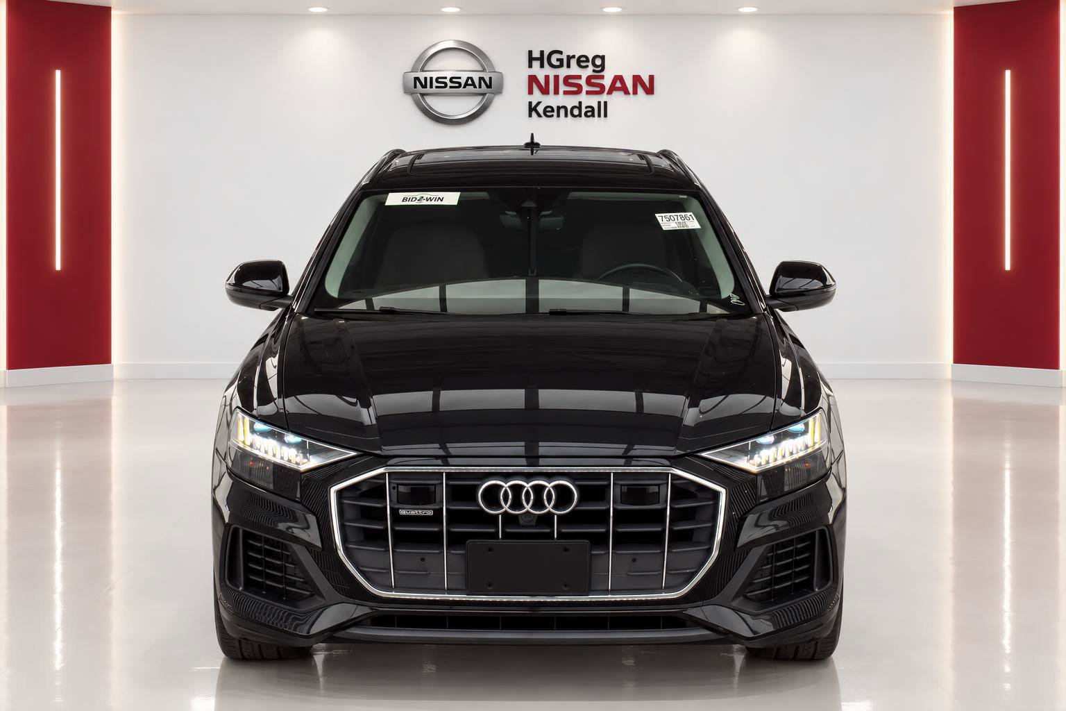 Used 2019 Audi Q8 Prestige AWD/4WD image 5