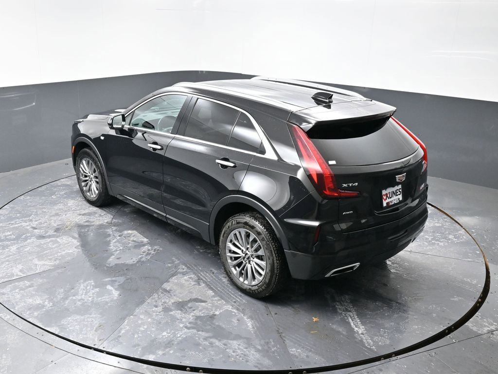 Used 2025 Cadillac XT4 Premium Luxury image 48