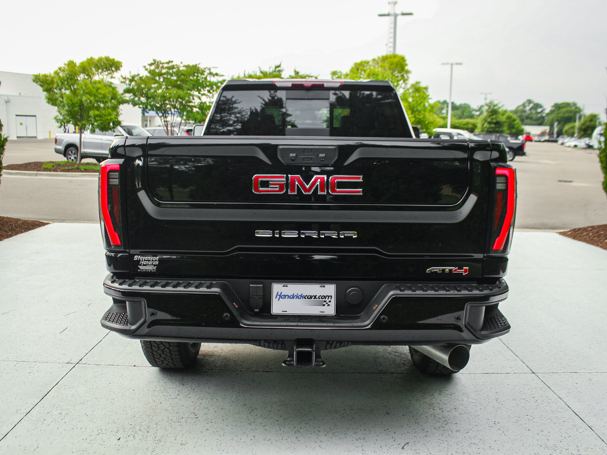 Used 2026 GMC Sierra 2500 AT4 AWD/4WD image 9