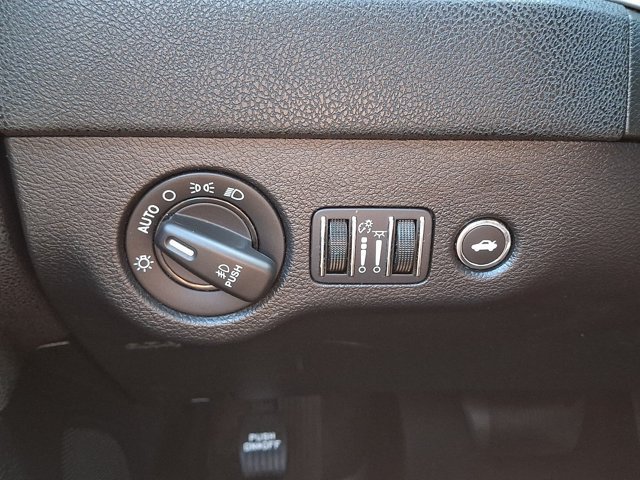 Certified 2018 Dodge Charger SXT Plus RWD image 28