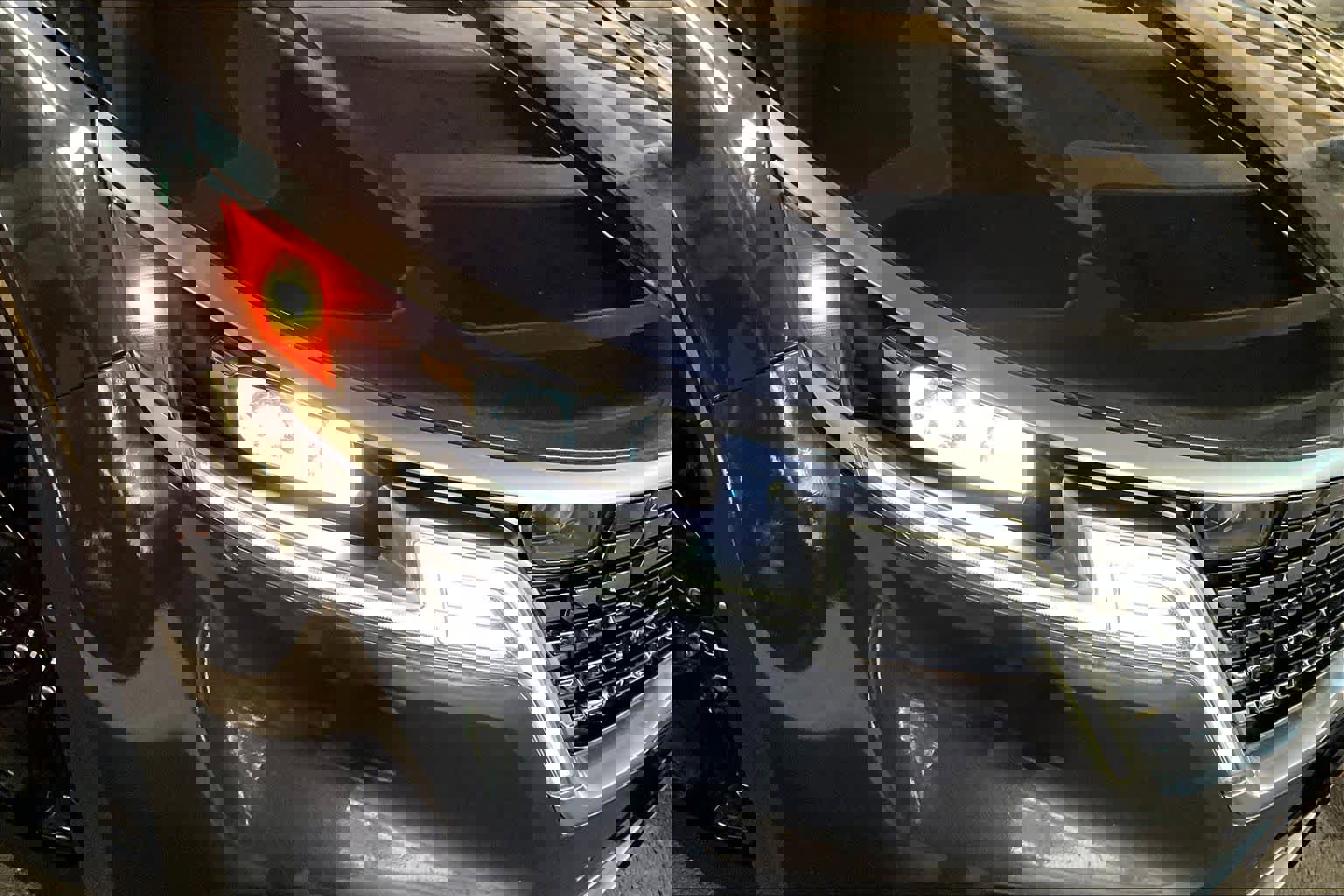 Used 2022 Kia Carnival SX Prestige image 27