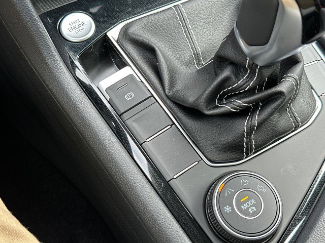 New 2025 Volkswagen Taos S image 44