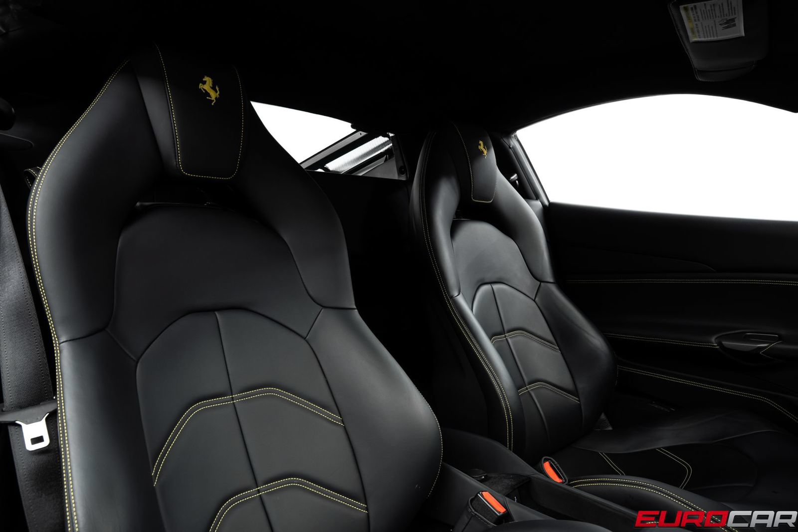 Used 2018 Ferrari 488 GTB RWD image 39