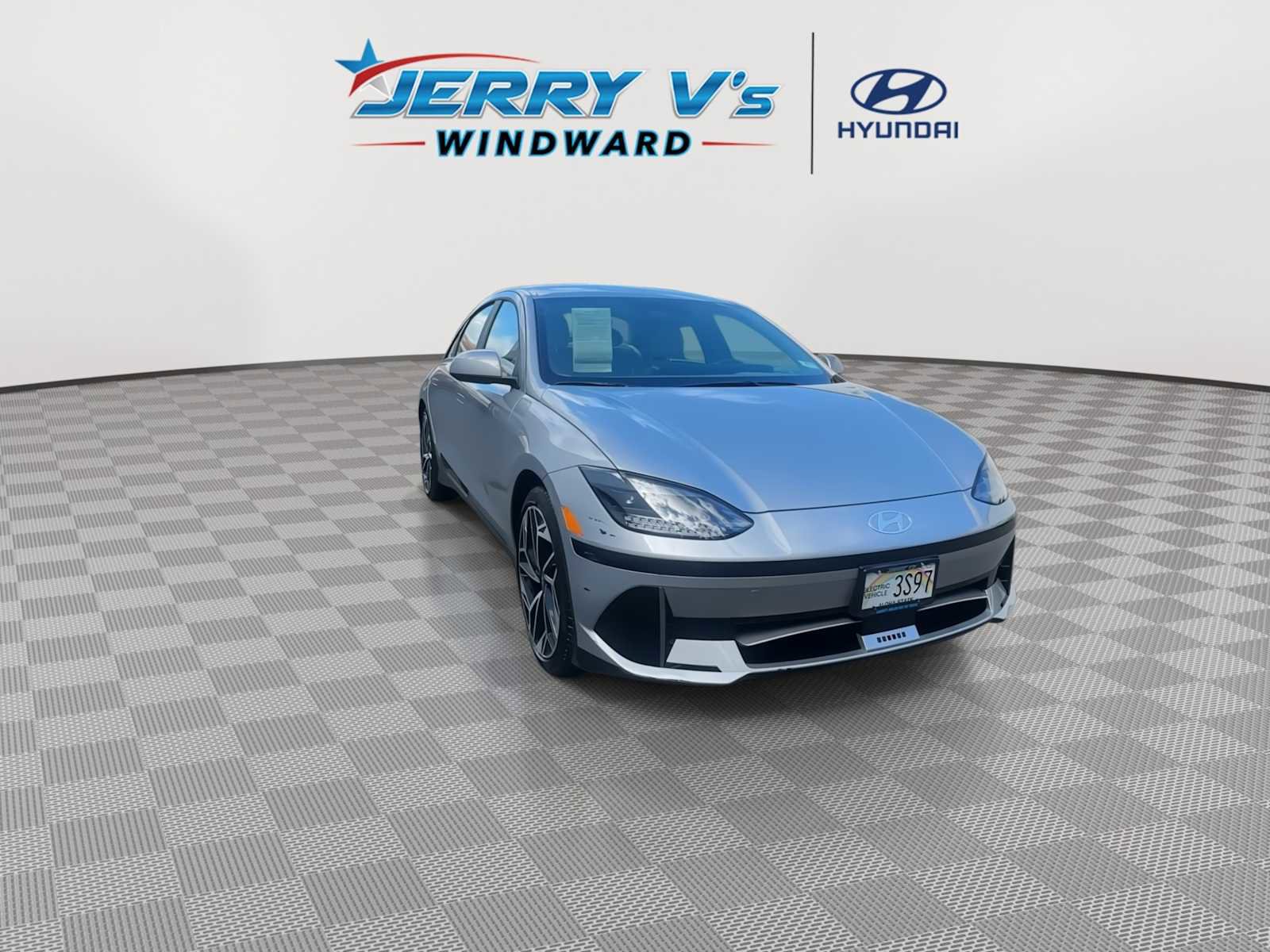 Used 2025 Hyundai Ioniq 6 SEL image 2