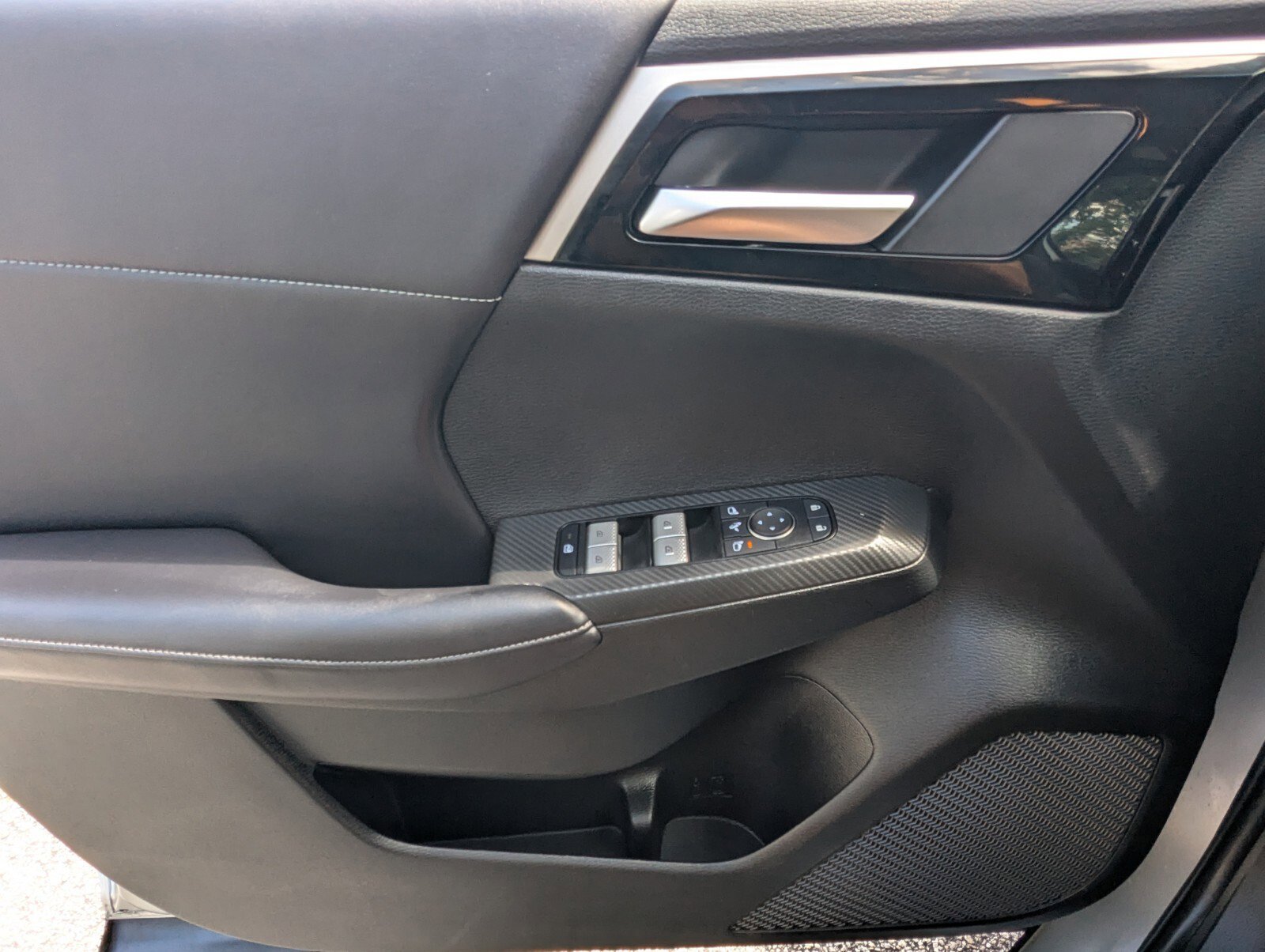 Used 2023 Mitsubishi Outlander SE FWD image 38
