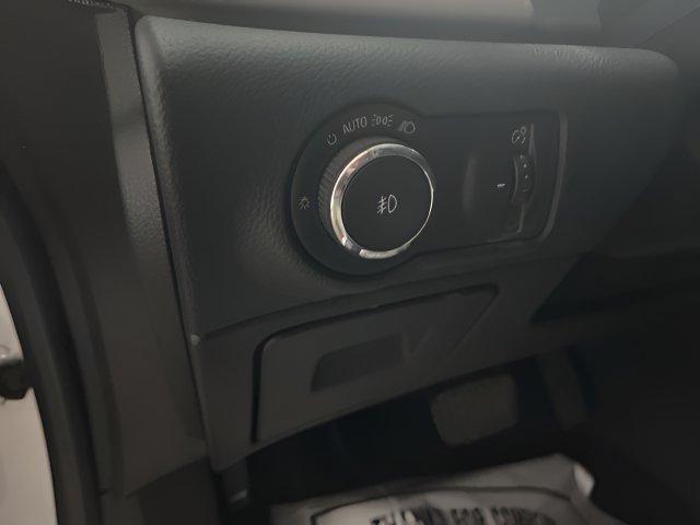 Used 2015 Buick Verano Convenience FWD image 19