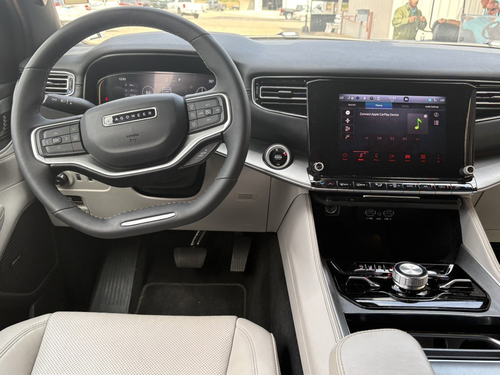 Used 2025 Jeep Wagoneer L Series III image 6