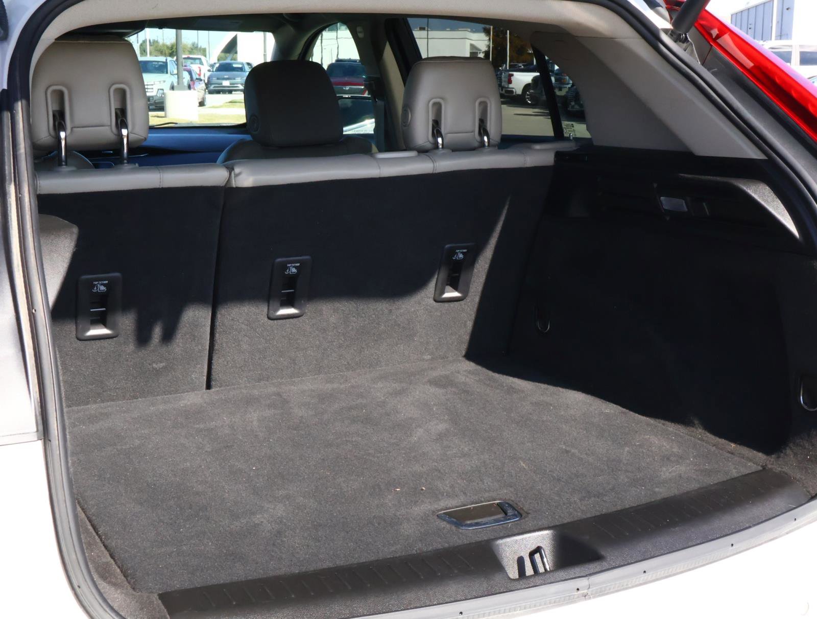 Used 2023 Cadillac XT4 Luxury image 24