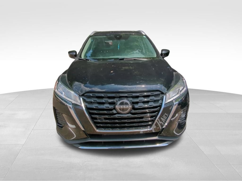 Certified 2022 Nissan Kicks SV FWD image 9