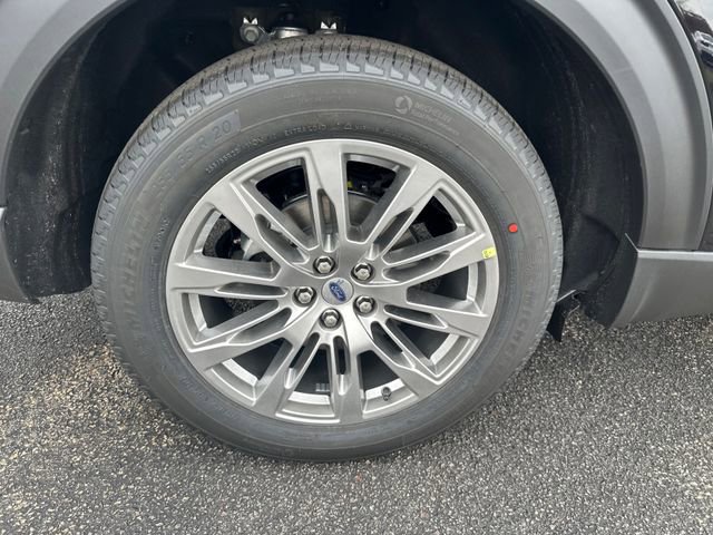 New 2026 Ford Explorer Active w/ Active Comfort Package image 13