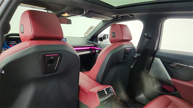 Used 2024 BMW i5 eDrive40i w/ Premium Package image 31