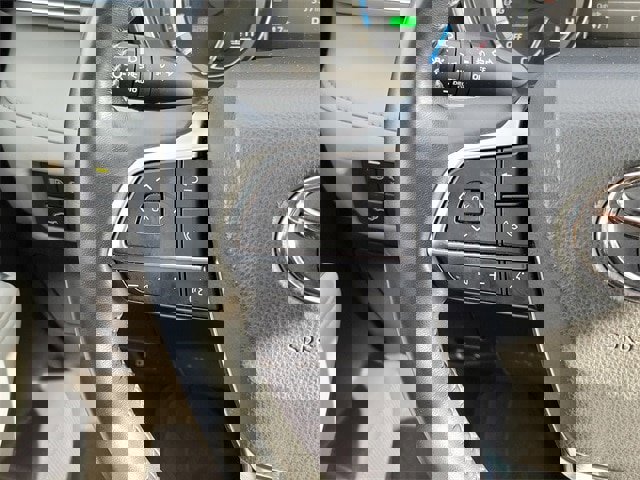 Used 2021 Toyota Highlander Limited image 25