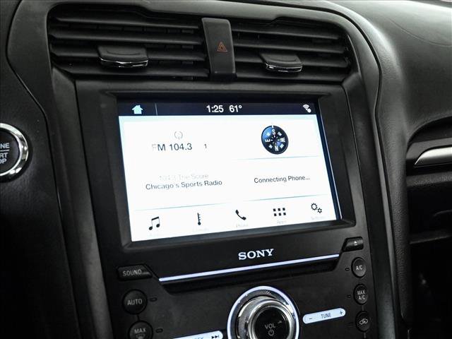 Used 2018 Ford Fusion Titanium image 15