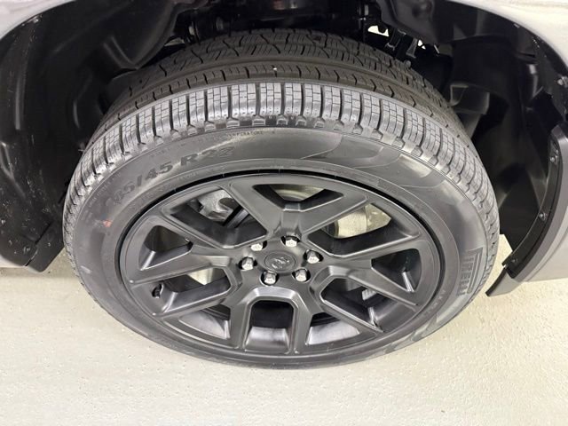 New 2026 RAM 1500 Laramie AWD/4WD image 4
