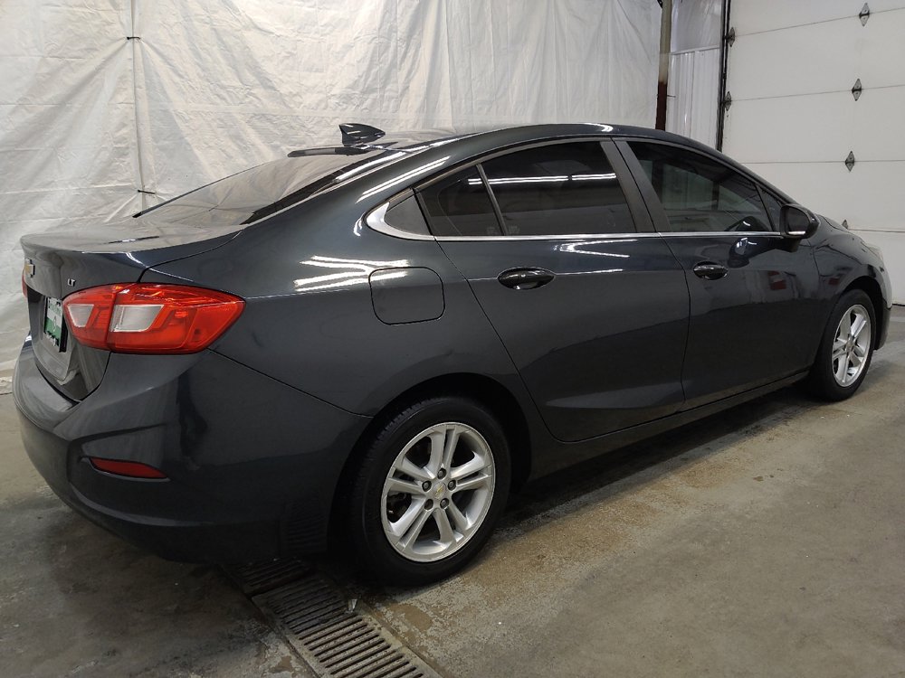 Used 2017 Chevrolet Cruze LT w/ Convenience Package image 10