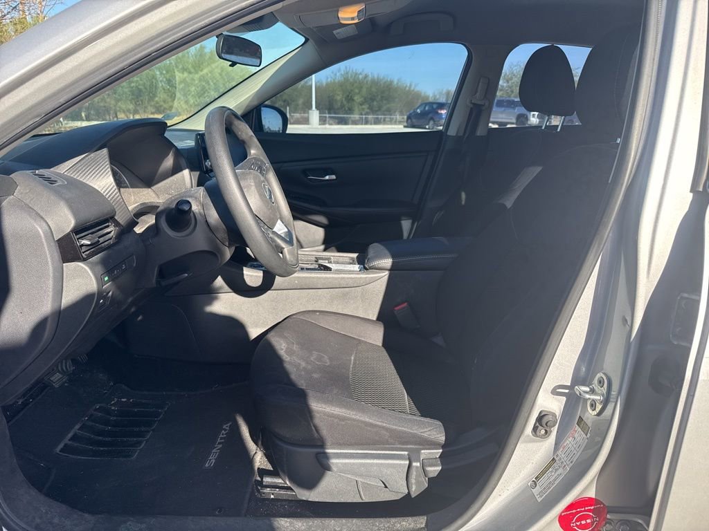 Used 2020 Nissan Sentra S w/ Trunk Package image 9