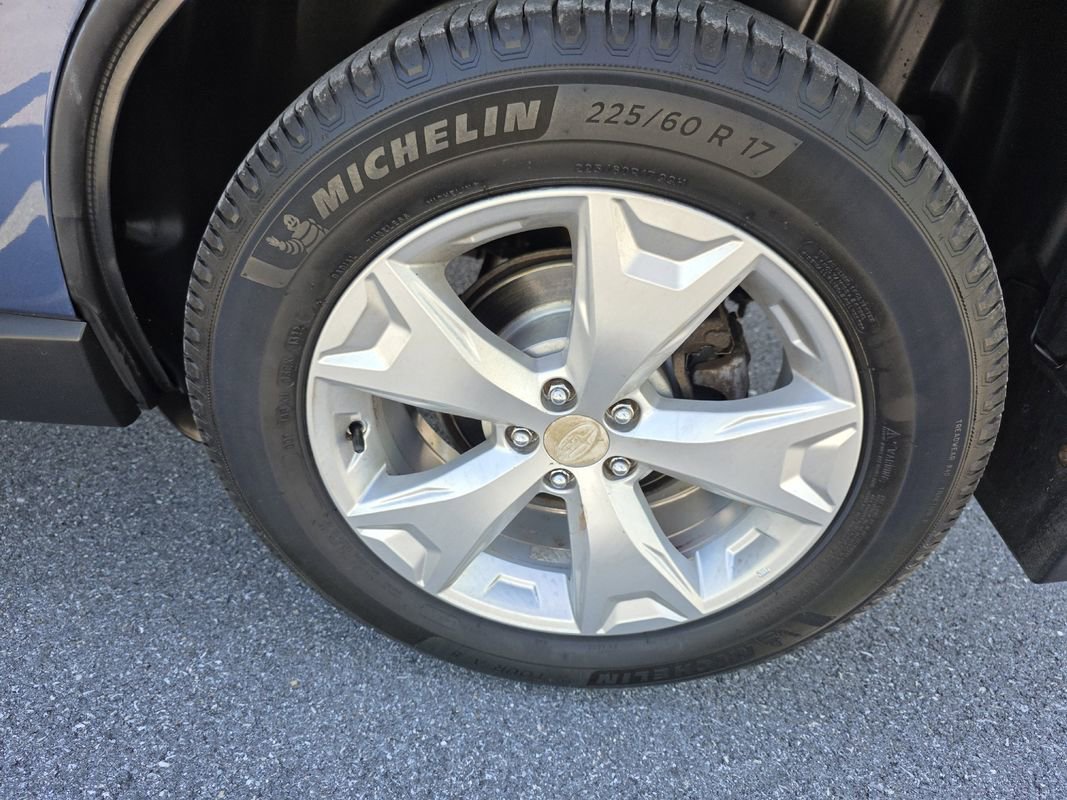 Used 2014 Subaru Forester 2.5i Premium w/ All-Weather Package AWD/4WD image 35