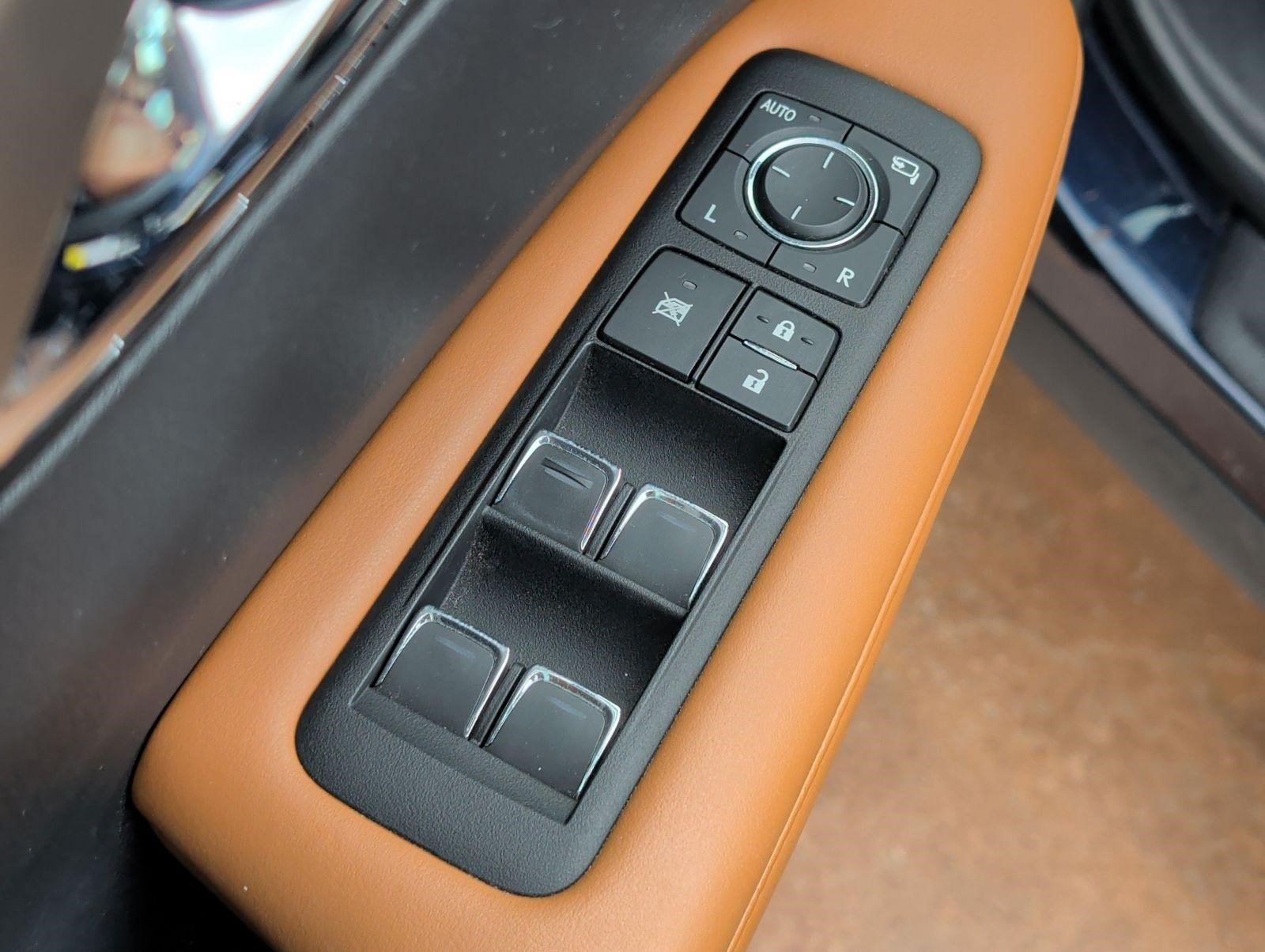 Certified 2022 Lexus RX 350 AWD w/ Premium Package image 9