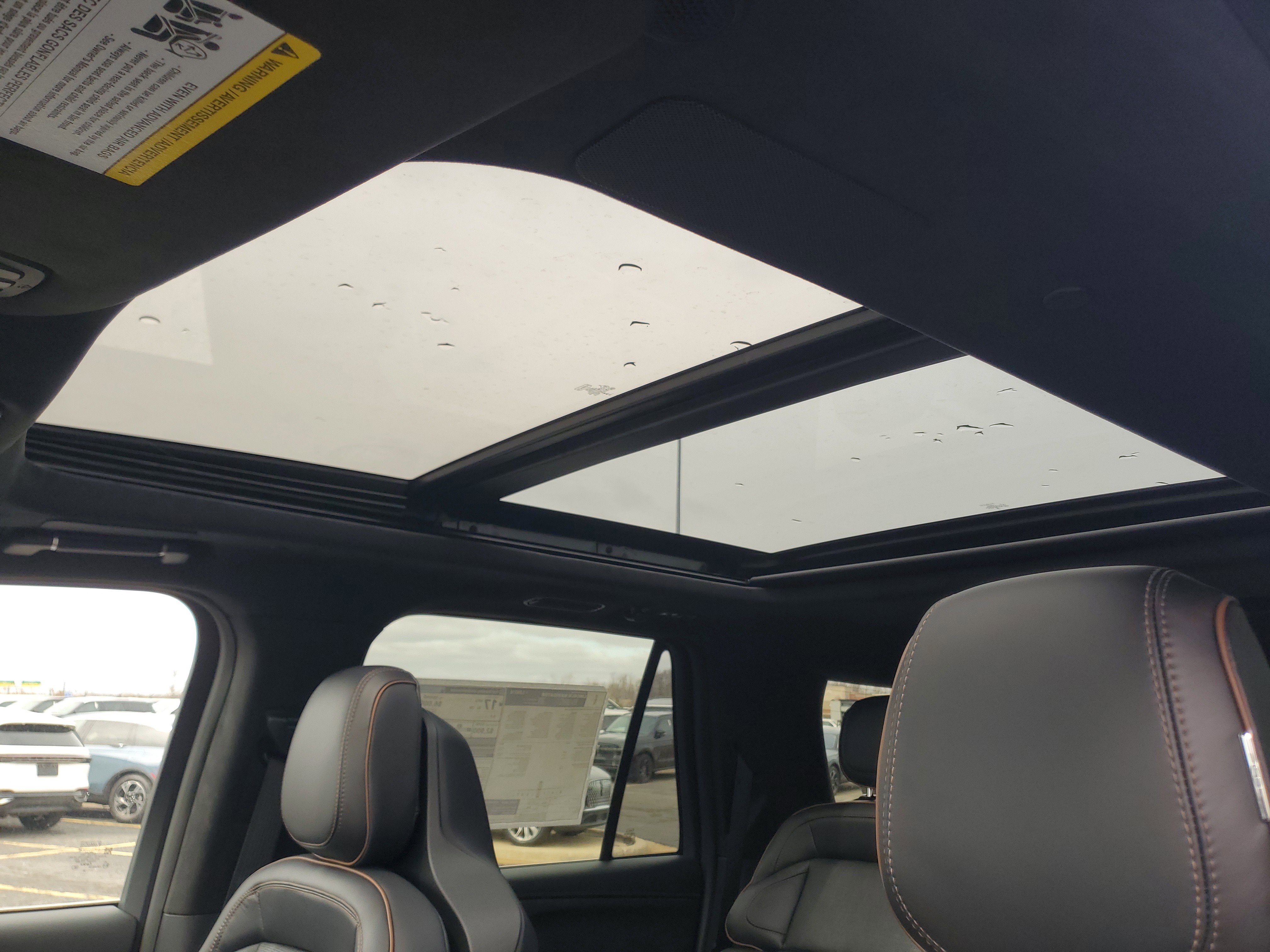 New 2026 Lincoln Navigator L Black Label AWD/4WD image 11