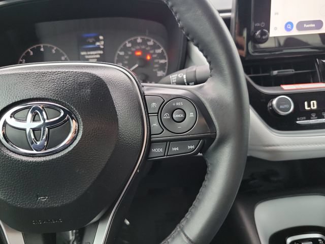 Used 2025 Toyota Corolla SE FWD image 16