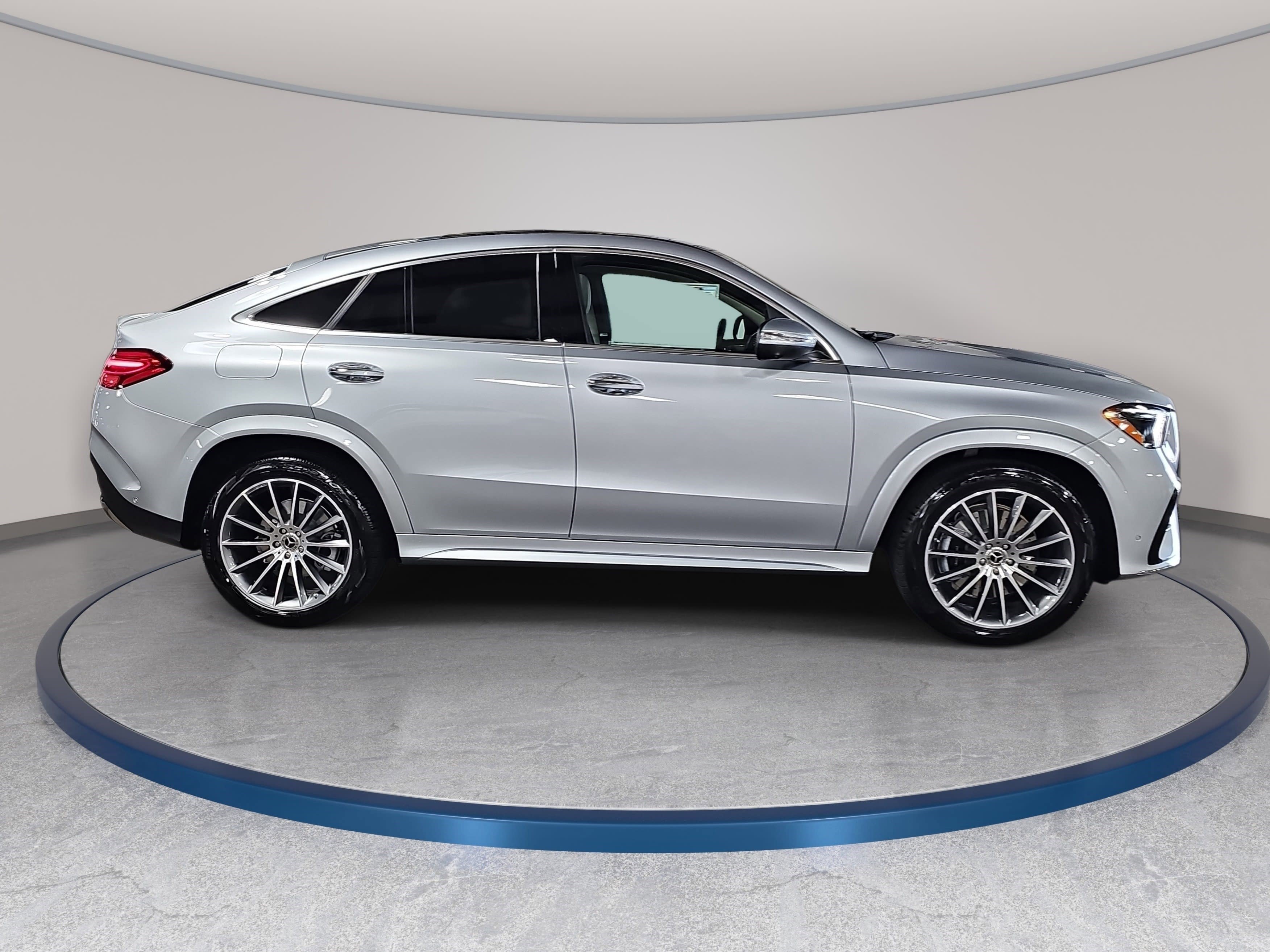 New 2026 Mercedes-Benz GLE 450 4MATIC Coupe image 4
